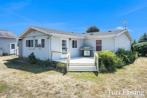 11778 N Wyman Rd, Blanchard, MI 49310