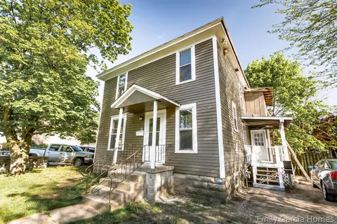 433 Cutler St, Allegan, MI 49010