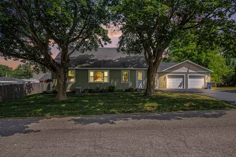 424 W Day St, Stanton, MI 48888 photo 26