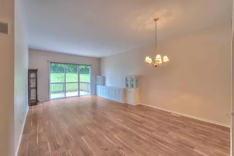 868 Chamberlain Ct, Jackson, MI 49203 photo 8