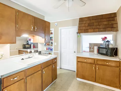 630 W Monroe St, Jackson, MI 49202 photo 9