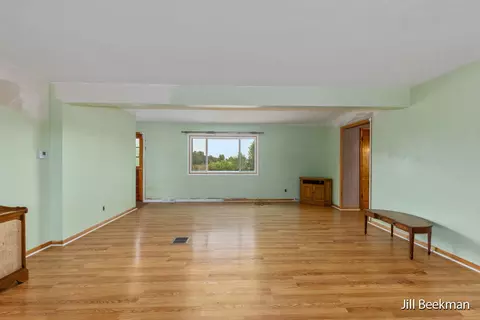 1845 144th Ave, Dorr, MI 49323 photo 4