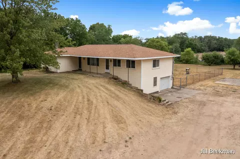 1845 144th Ave, Dorr, MI 49323 photo 6