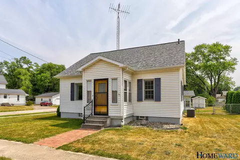 401 S Center St, Hartford, MI 49057