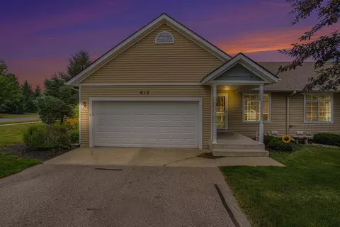 613 Oriole Ct #14, Middleville, MI 49333