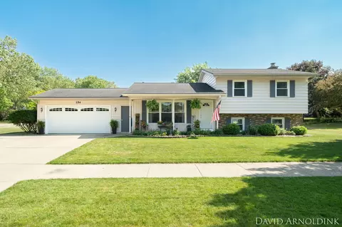 154 Standish St, Holland, MI 49423