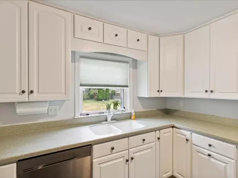 2165 Maple Dr, Jackson, MI 49203 photo 14