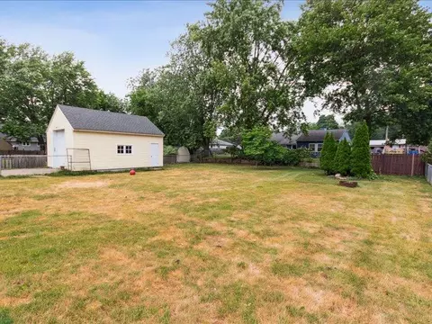 2165 Maple Dr, Jackson, MI 49203 photo 33