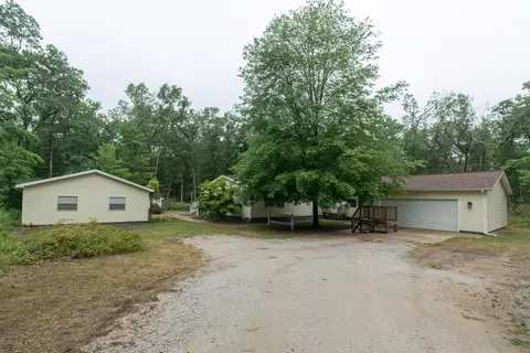 5343 Staple Rd, Twin Lake, MI 49457