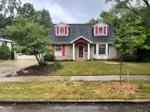 2800 Tulane Dr, Lansing, MI 48912