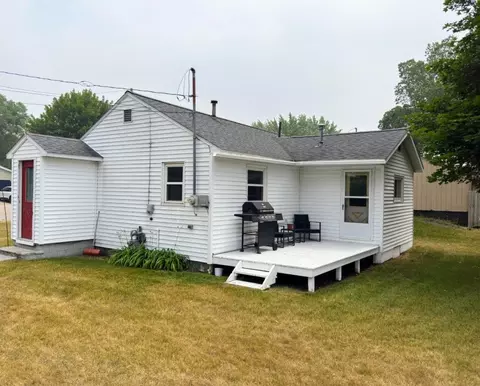 311 N Henry St, Mount Pleasant, MI 48858