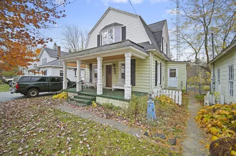 5613 Oak St, Onondaga, MI 49264