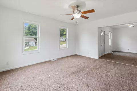 601 Clinton St, Marshall, MI 49068 photo 8