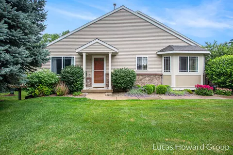 7566 Navajo Valley Dr SW, Byron Center, MI 49315