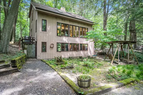 12751 Wilderness Trl, Grand Haven, MI 49417