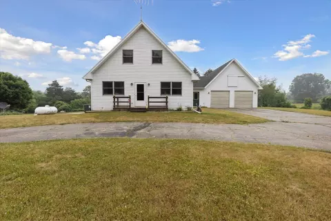 6248 Moore Rd, Tekonsha, MI 49092 photo 2