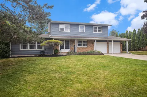 408 S Hills Dr, Battle Creek, MI 49015