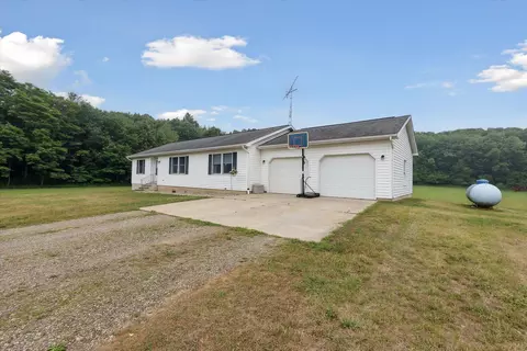 4625 Brown Rd, Parma, MI 49269