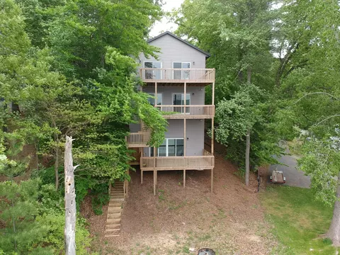 12595 Glorietta Dr NE, Sand Lake, MI 49343