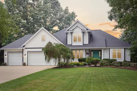468 Highbanks Ct, Holland, MI 49424