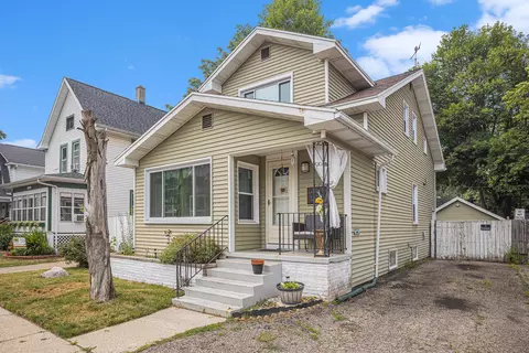 1023 Lay Blvd, Kalamazoo, MI 49001