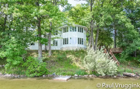8859 N Homestead Cir, Irons, MI 49644