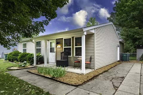 1314 Rue Willette Blvd, Ypsilanti, MI 48198