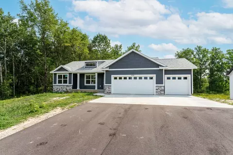 10900 Douglas Dr, Allendale, MI 49401