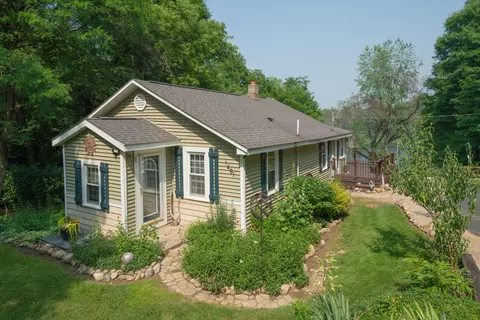 1481 S 44th St, Galesburg, MI 49053