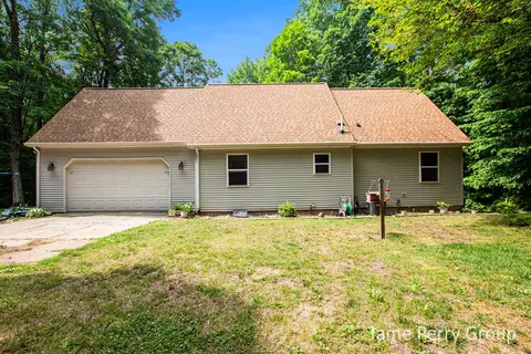 8778 W Stanton Rd, Stanton, MI 48888 photo 29