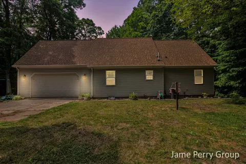 8778 W Stanton Rd, Stanton, MI 48888 photo 2