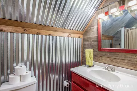 8778 W Stanton Rd, Stanton, MI 48888 photo 18