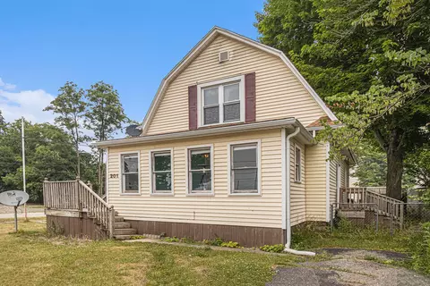 201 Cedar St, Dowagiac, MI 49047