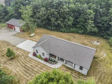 13433 E Fg Ave, Augusta, MI 49012