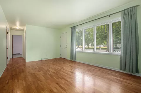 517 Brewer St, Marshall, MI 49068 photo 6