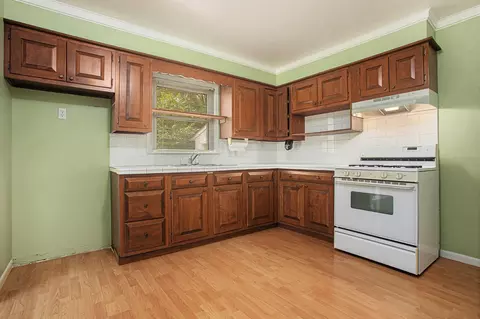 517 Brewer St, Marshall, MI 49068 photo 7