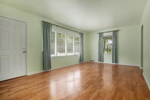 517 Brewer St, Marshall, MI 49068 photo 5