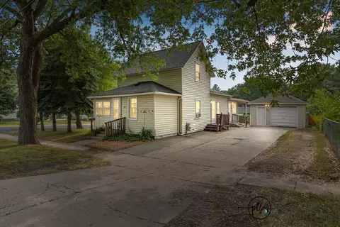 721 James St, Belding, MI 48809 photo 2
