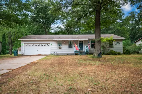 2087 Williamson St, Muskegon, MI 49445
