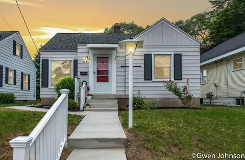 825 Merritt St SE, Grand Rapids, MI 49507
