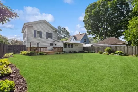 307 Chippewa St, Buchanan, MI 49107 photo 3