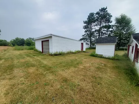 1086 Millbrook Rd, Blanchard, MI 49310 photo 4