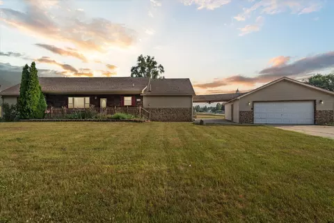 5136 Huggins Rd, Michigan Center, MI 49254