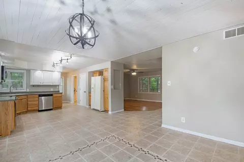 67925 Black Run Way, Constantine, MI 49042 photo 8