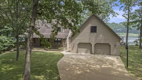 67925 Black Run Way, Constantine, MI 49042 photo 3