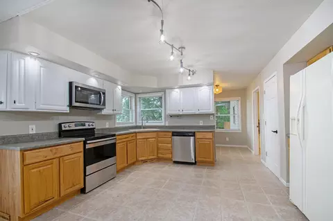 67925 Black Run Way, Constantine, MI 49042 photo 9