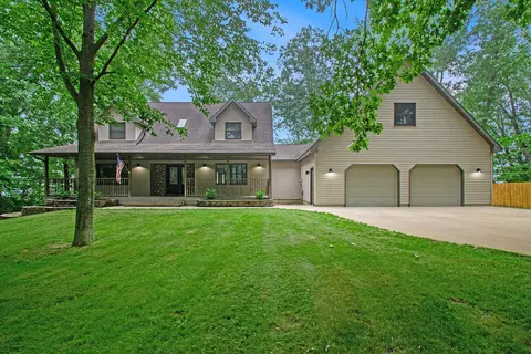 67925 Black Run Way, Constantine, MI 49042