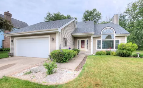 201 Standish St, Holland, MI 49423