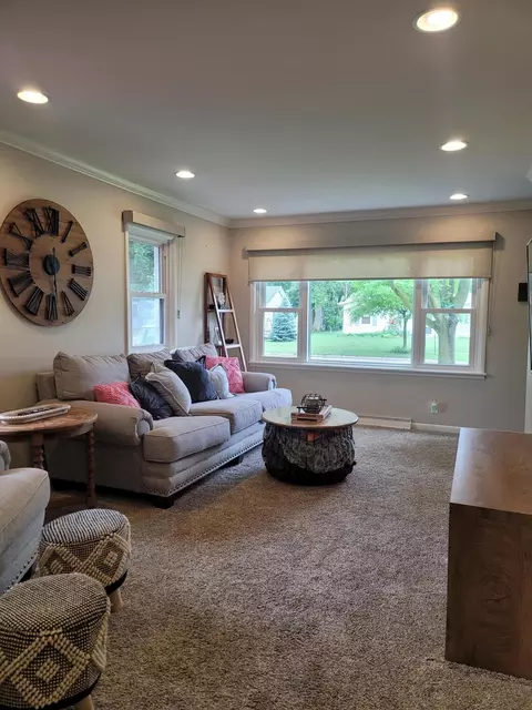 97 Walnut St, Coldwater, MI 49036 photo 4