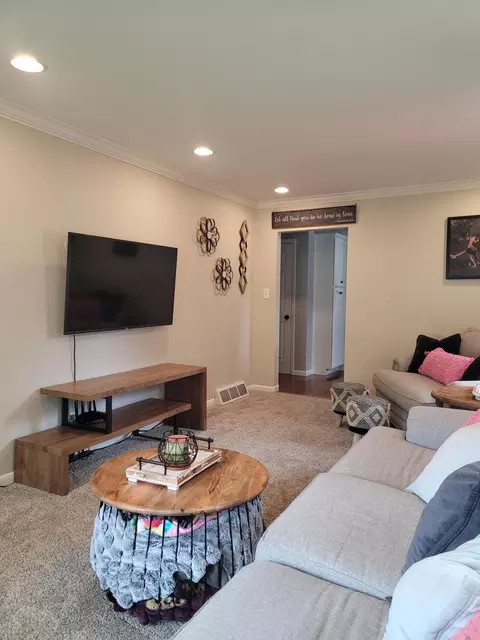 97 Walnut St, Coldwater, MI 49036 photo 3